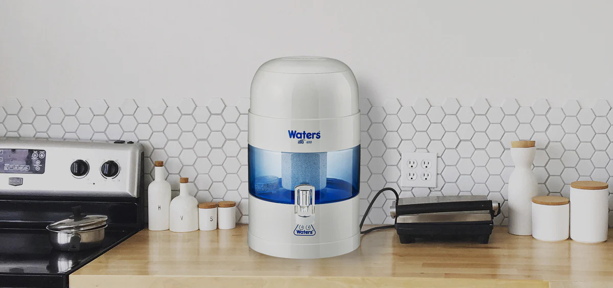 Modern water filter dispenser